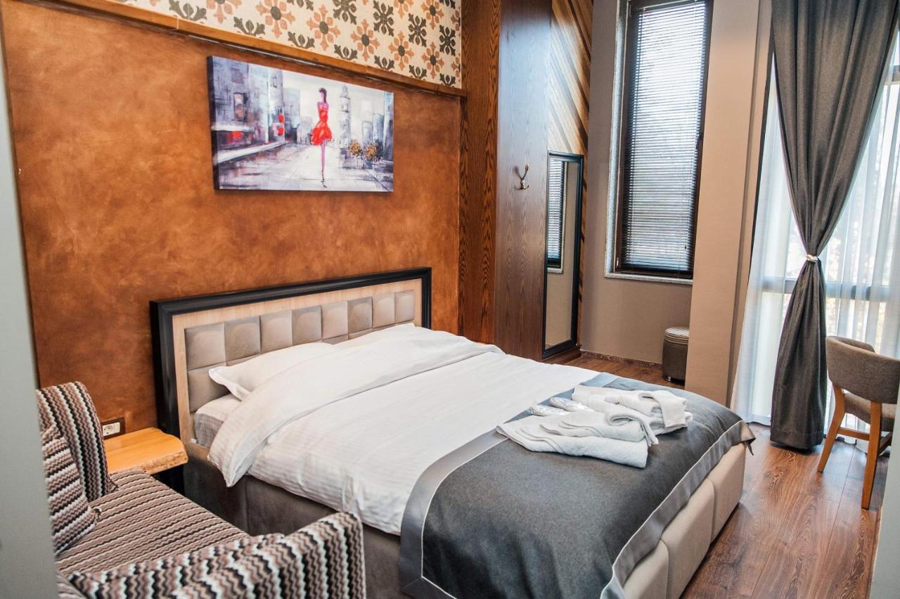 Guest House People Корча Екстер'єр фото