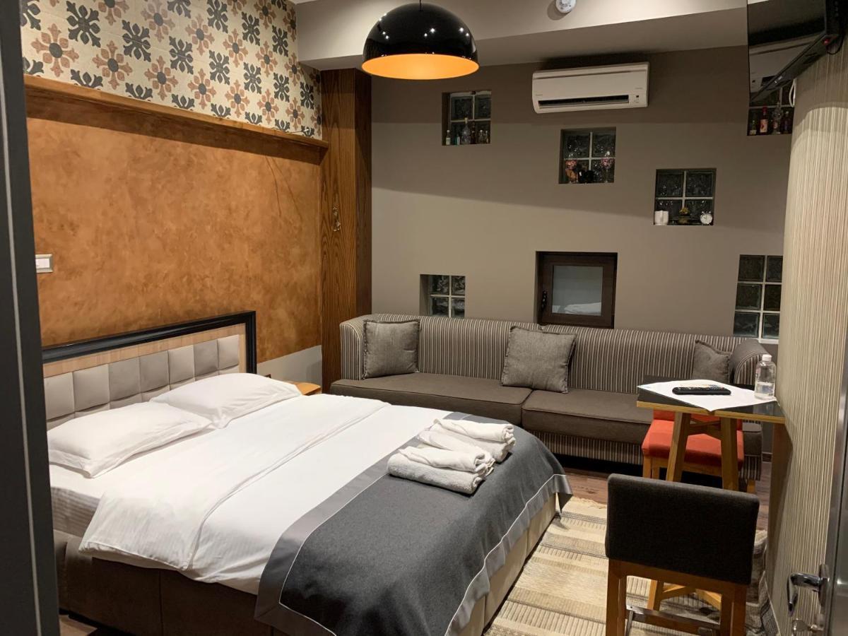 Guest House People Корча Екстер'єр фото