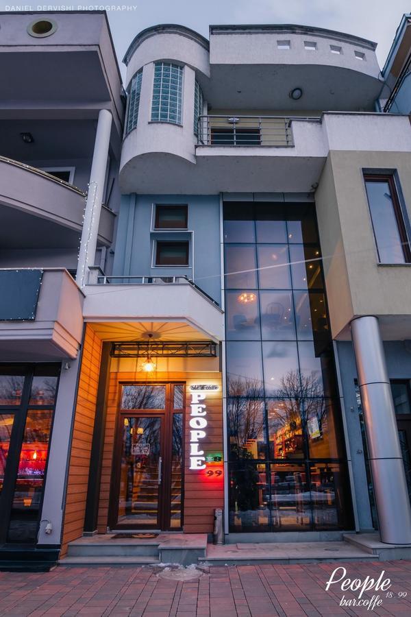 Guest House People Корча Екстер'єр фото