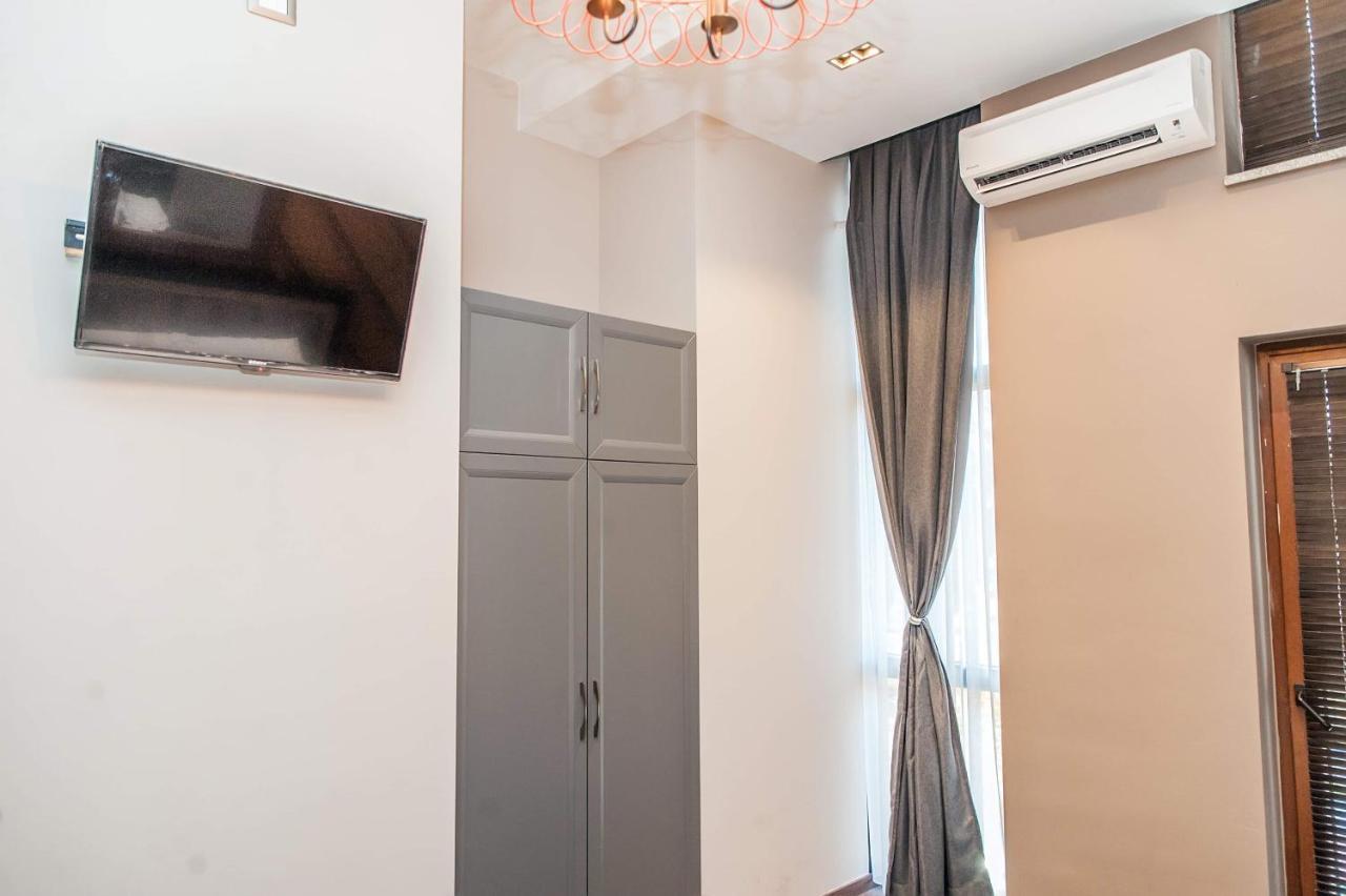 Guest House People Корча Екстер'єр фото